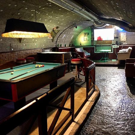 Whole Basement Former Pub 5 For Stag Do Budapest Extérieur photo