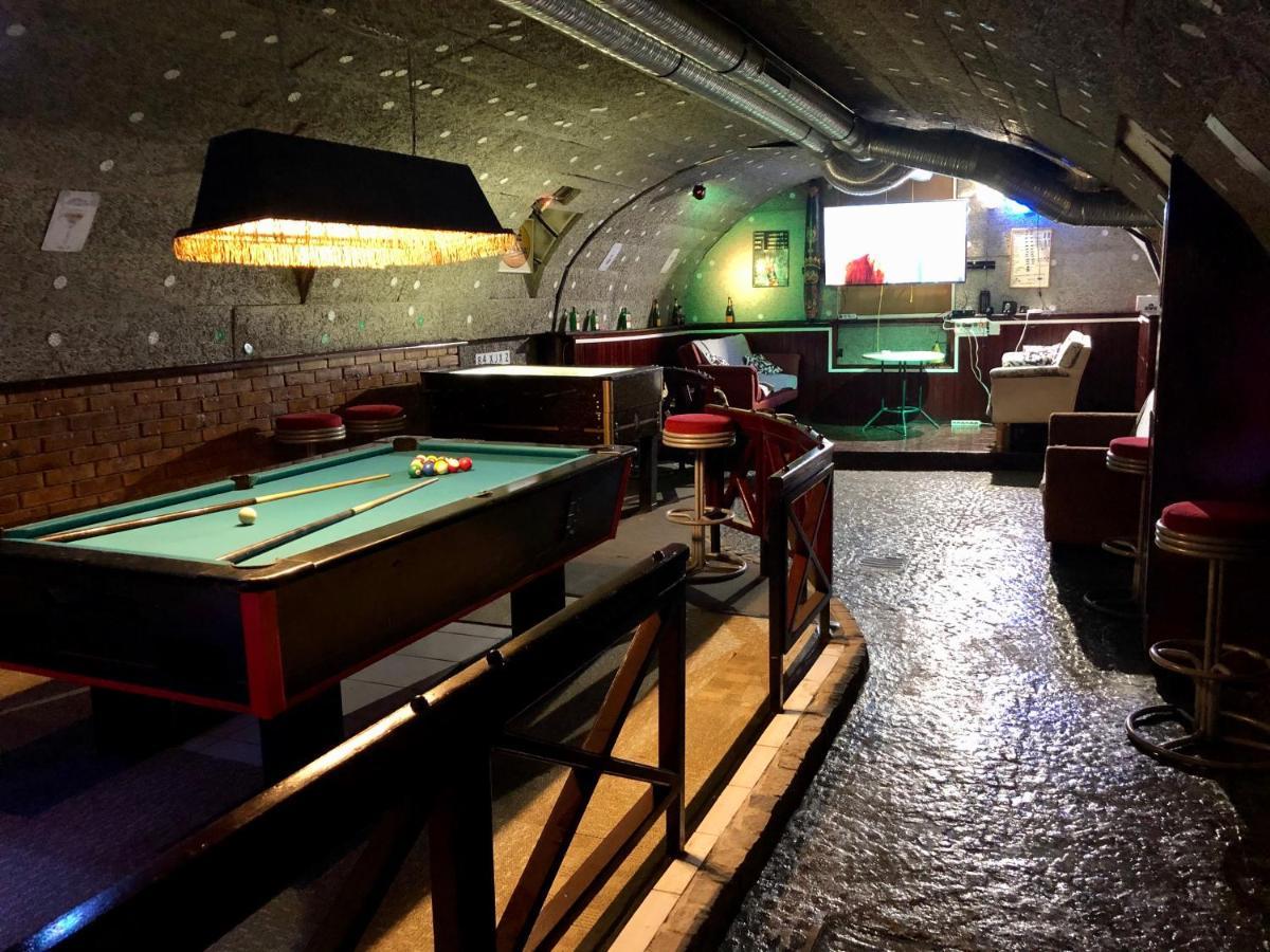 Whole Basement Former Pub 5 For Stag Do Budapest Extérieur photo